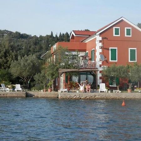 Apartments By The Sea Blace, Neretva Delta - Usce Neretve - 16068 Exterior photo